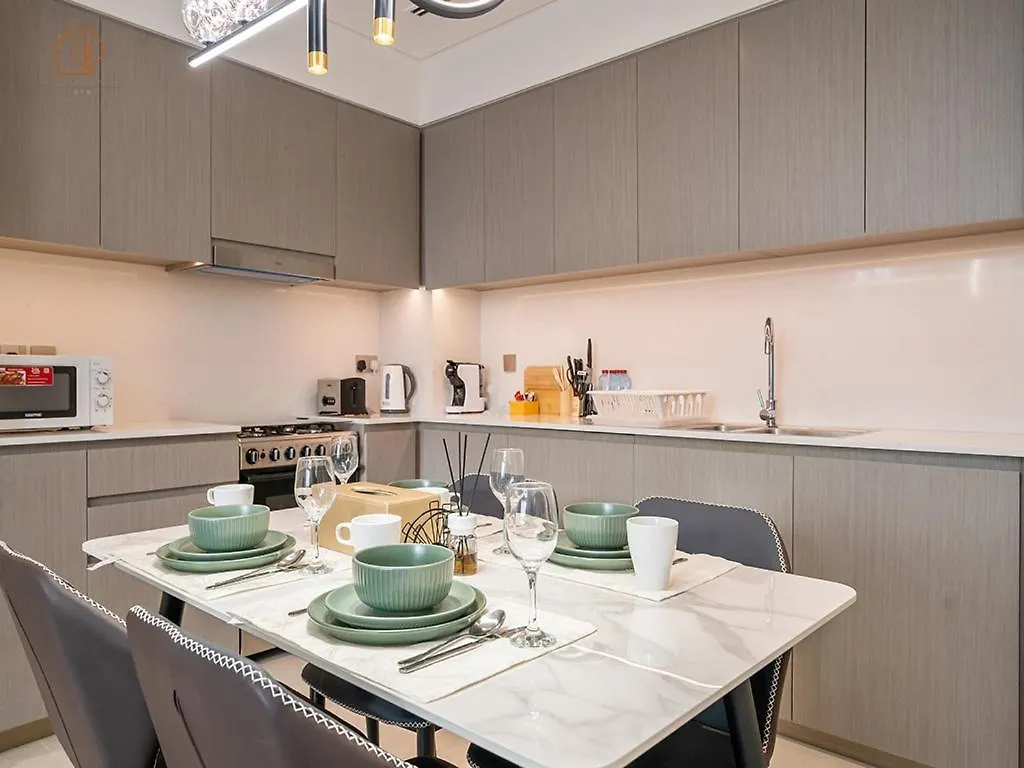 High-Rise 2-Bed Home With Stunning City Views 205Gr-2 Dubai 0*,  United Arab Emirates